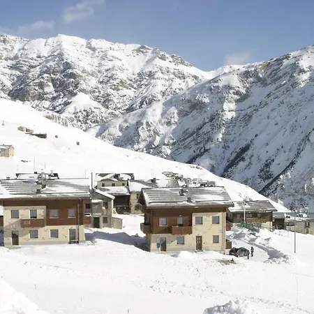 Li Daniela Apartament *